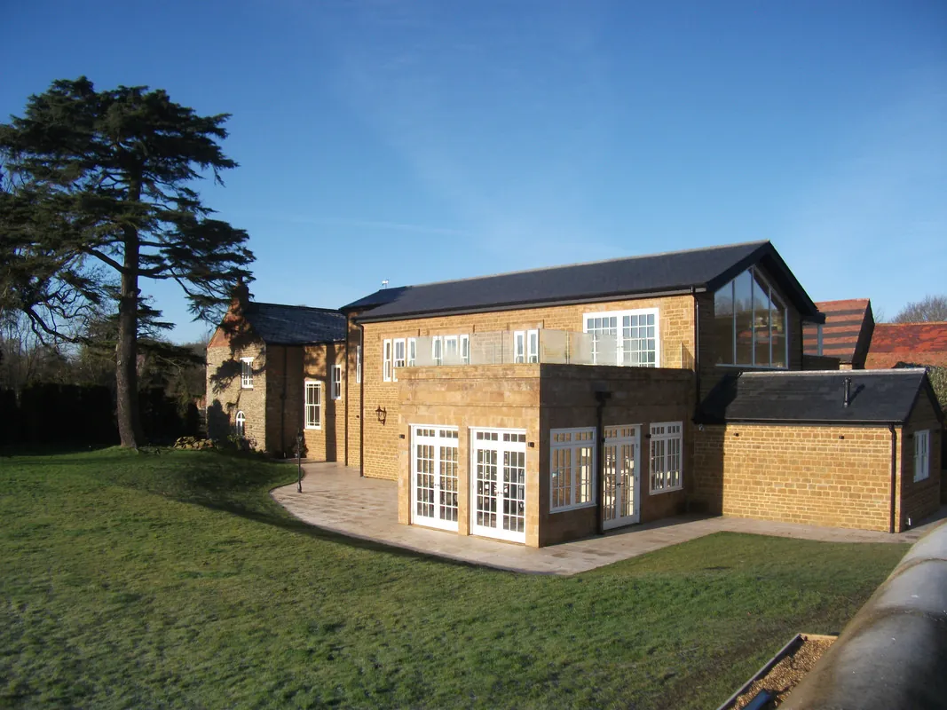 Professional construction site by Middlemarch Construction - NHBC registered builders specializing in barn conversions, new builds and heritage buildings in Rugby, Warwickshire
